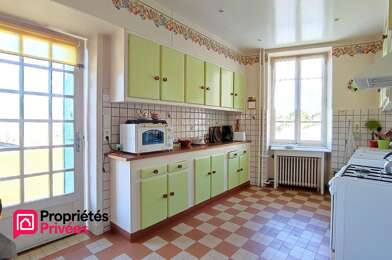 Maison 14 pièces 250000 €