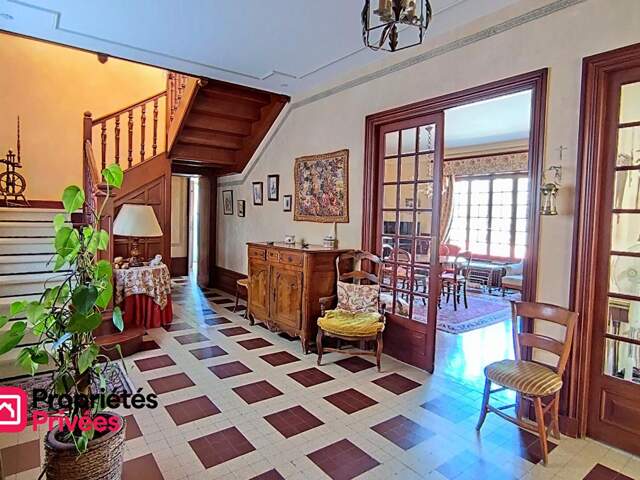 THIZY-LES-BOURGS (69240)  Demeure de caractère, 6 à 8 chambres, avec jardin et  appartement annexe — photo du bien