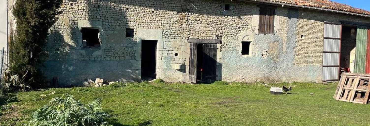 Maison 3 Pièces 140 m² à vendre à Mortiers (17500)