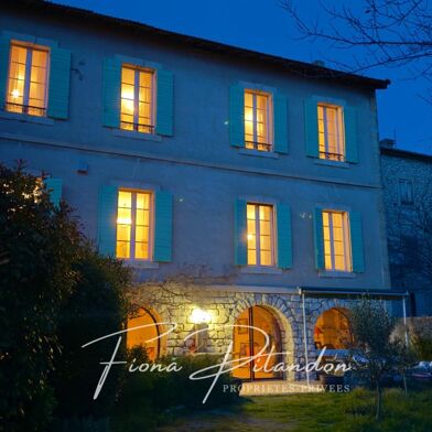 Maison 13 pièces 590000 €