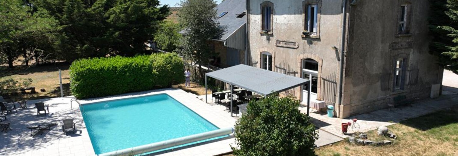 Maison 13 Pièces 410 m² à vendre à Nant (12230)