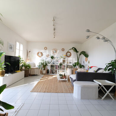 Appartement 3 pièces 210000 €