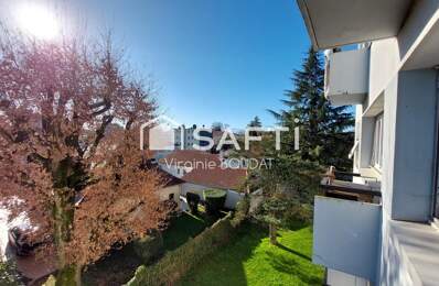 Vue Montagne appartement traversant . — photo du bien