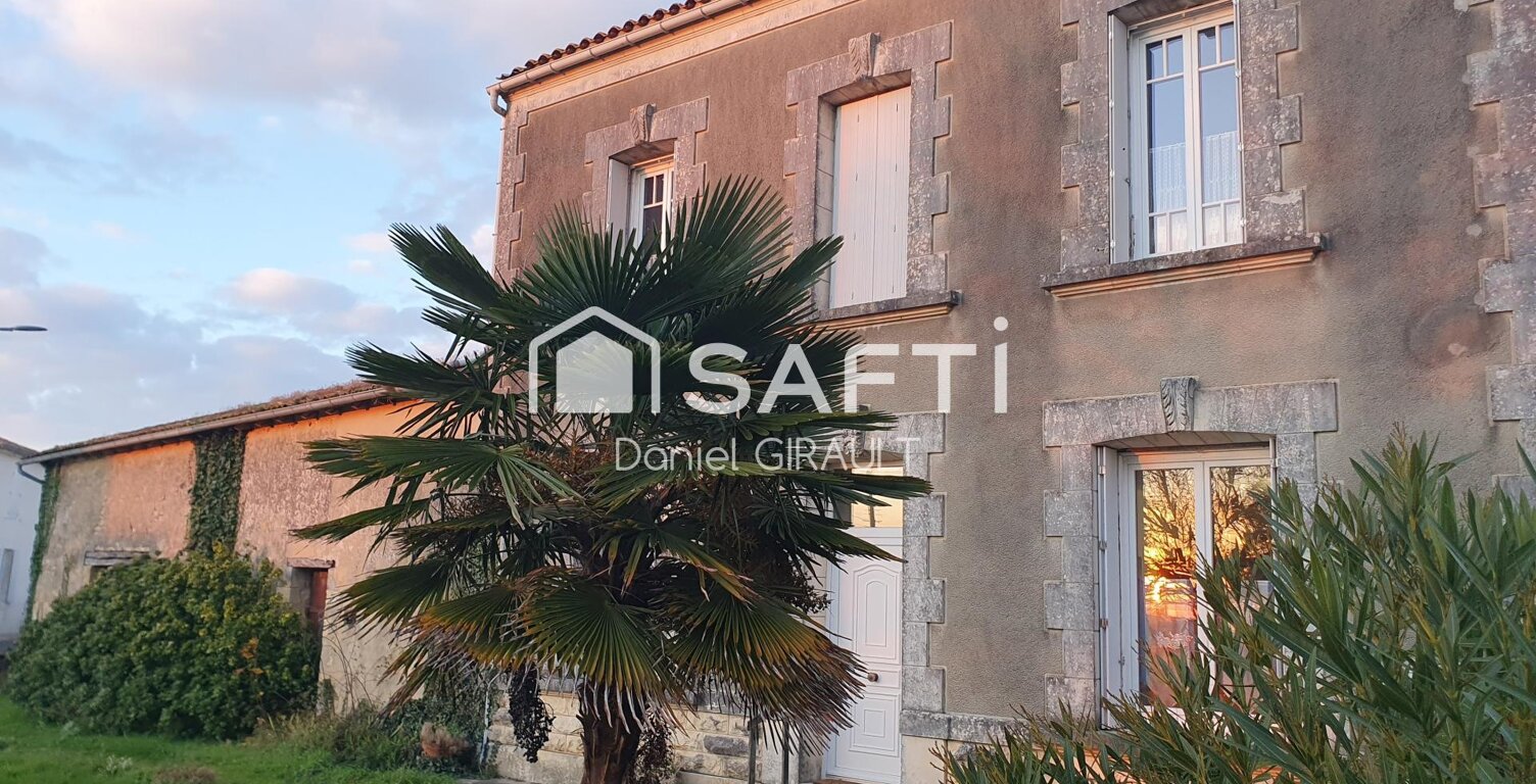 Située à Nieulle-sur-Seudre, cette propriété s'inscrit au cœur d'un charmant village — photo 1