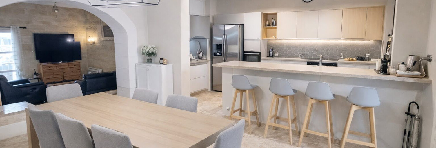 Maison 8 Pièces 186 m² à vendre à Vendres (34350)