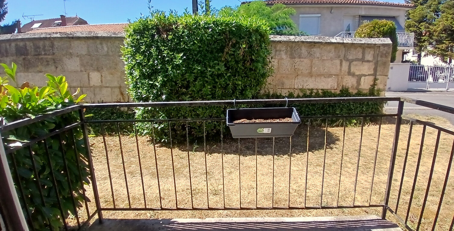 Appartement rez-de-chassée T2-  proche Gare Angoulême — photo 1