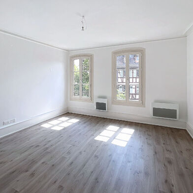 Appartement 2 pièces 616 €