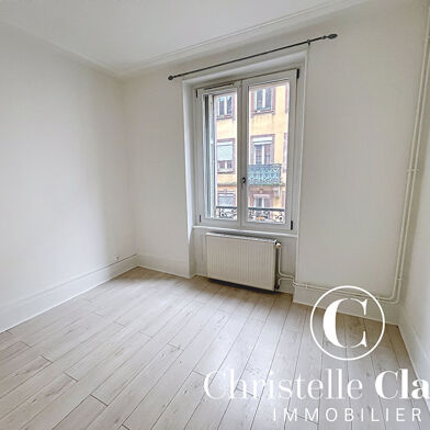 Appartement 3 pièces 686 €