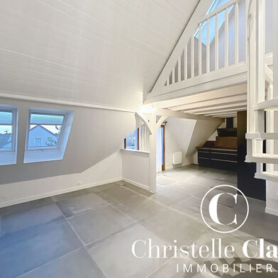 Appartement 3 pièces 910 €