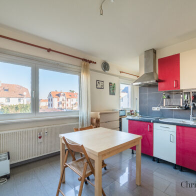 Appartement 1 pièces 560 €