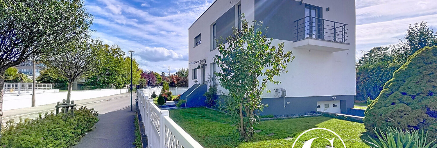 Maison 6 Pièces 144 m² à vendre à Saint-Louis (68300)