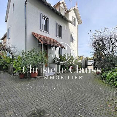 Appartement 5 pièces 299000 €