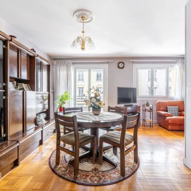 Appartement 4 pièces 315000 €