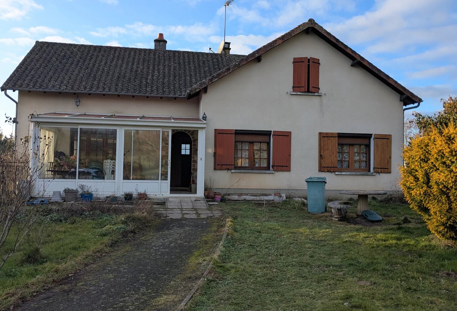 SAINT BAZILE — photo 1