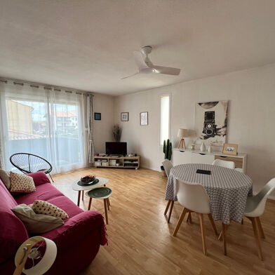 Appartement 3 pièces 835 €