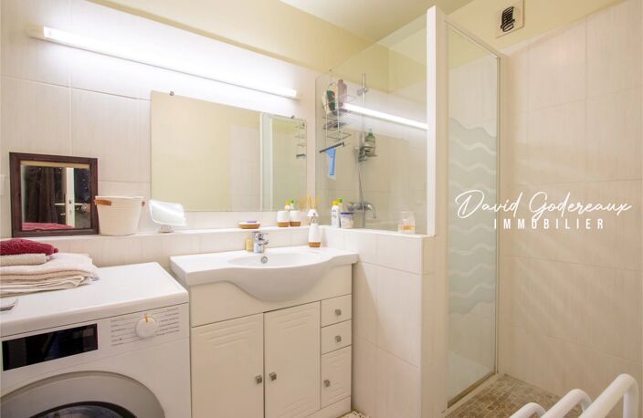 APPARTEMENT T2 / F2 À VENDRE – BOULOURIS SAINT-RAPHAËL (VAR) – 276 000 € – BORD DE MER — photo 5