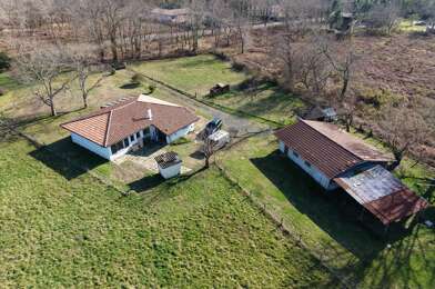 Maison 4 pièces 598000 €