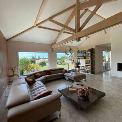 Maison 6 pièces 749000 €