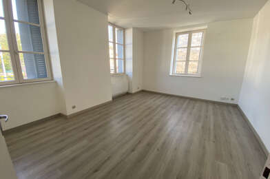 Appartement 3 pièces 630 €