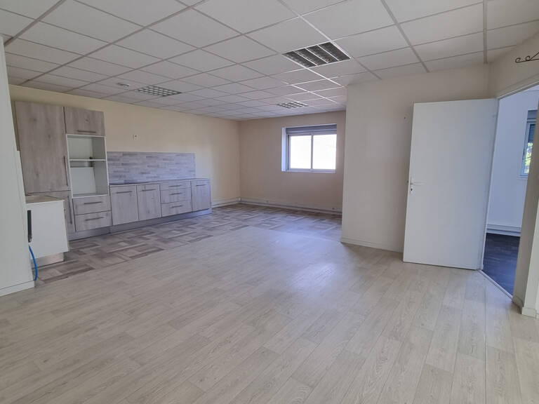 Local professionnel + habitation — photo 1