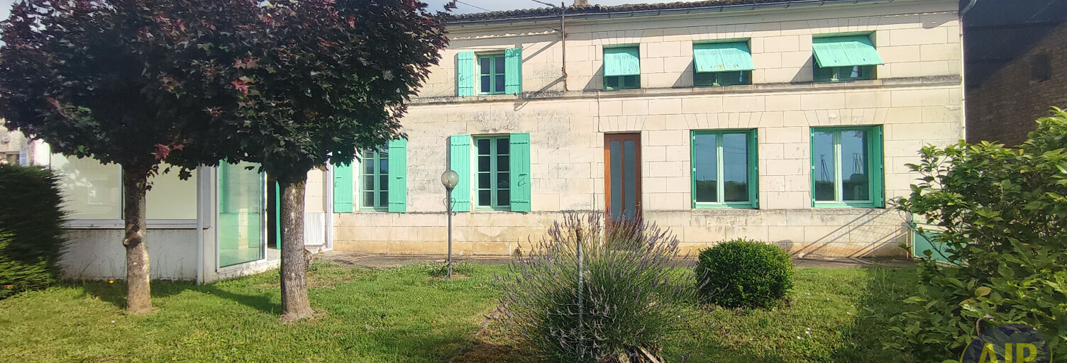 Maison 5 Pièces 143 m² à vendre à Saint-Simon-de-Pellouaille (17260)