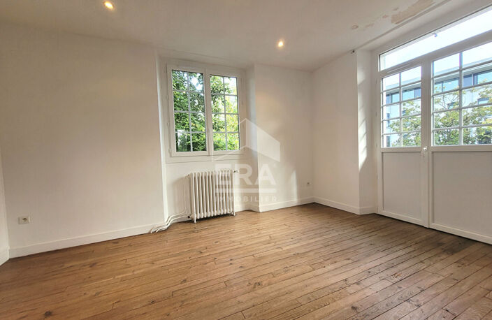 PAU CENTRE - LOCATION - Appartement T4 de 132m² — photo 3
