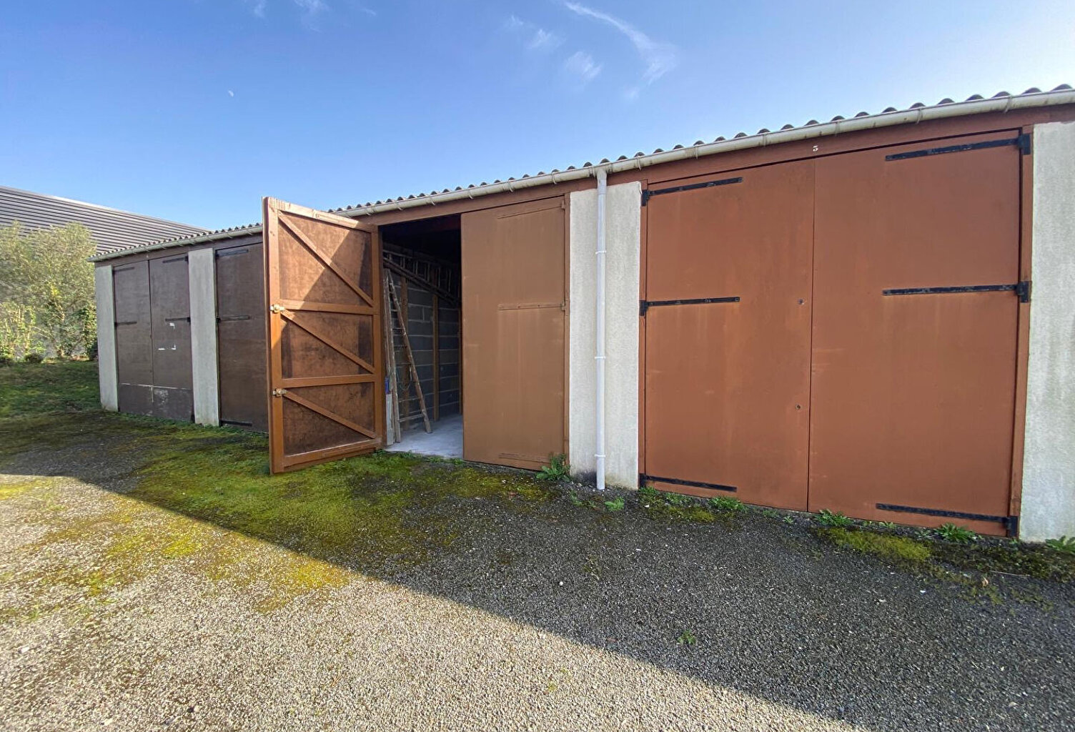 A vendre garage 26m2 Rue de Bray - Secteur La Monniais - Cesson-Sévigné — photo 1