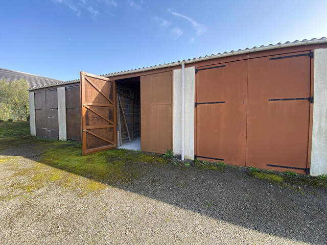 A vendre garage 26m2 Rue de Bray - Secteur La Monniais - Cesson-Sévigné — photo du bien