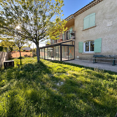 Appartement 3 pièces 1308 €