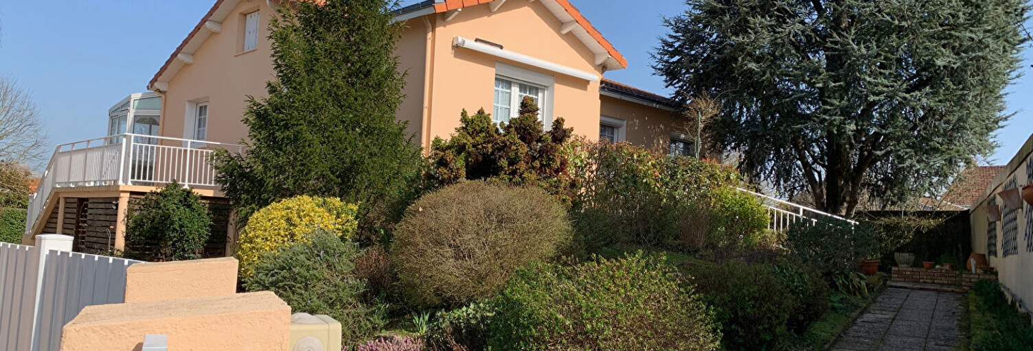 Maison 6 Pièces 120 m² à vendre à Saint-Sébastien-sur-Loire (44230)