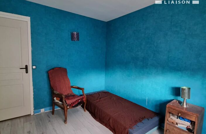 Paris 18e – 3 pièces à rénover – Emplacement stratégique — photo 2