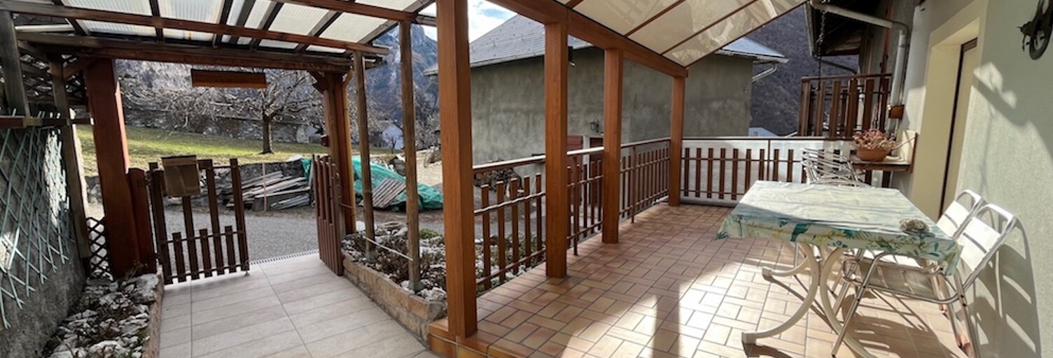 Maison 4 Pièces 100 m² à vendre à Saint-Martin-de-la-Porte (73140)