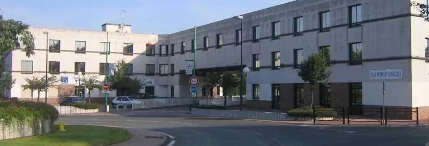 Bureau 3 Pièces 54 m² à louer à Évry-Courcouronnes (91000)