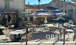 Divers  137 m² à vendre à Ongles (04230)