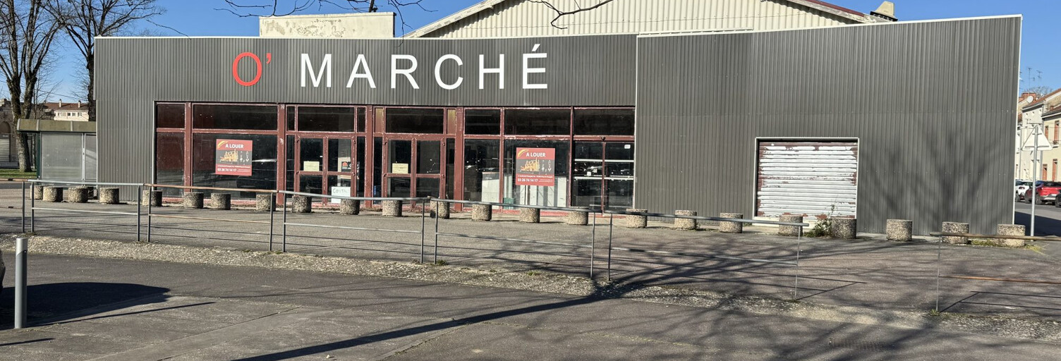 Commerce  2000 m² à louer à Vitry-le-François (51300)