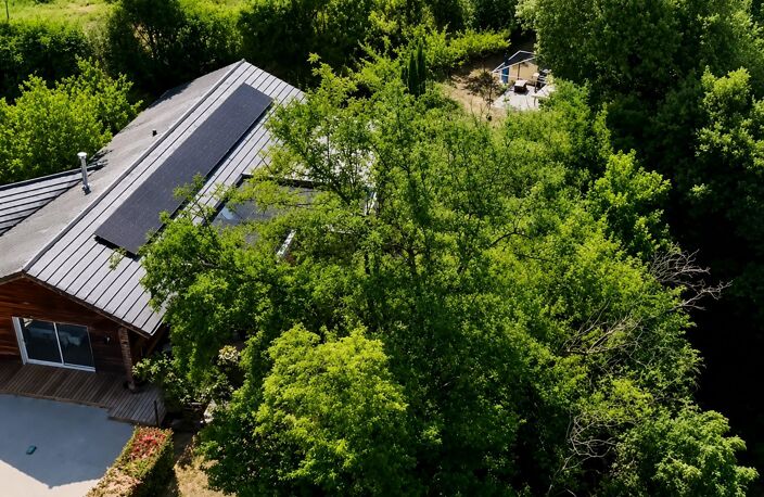 Maison de plain-pied avec piscine et annexe dans un écrin de ve — photo 2