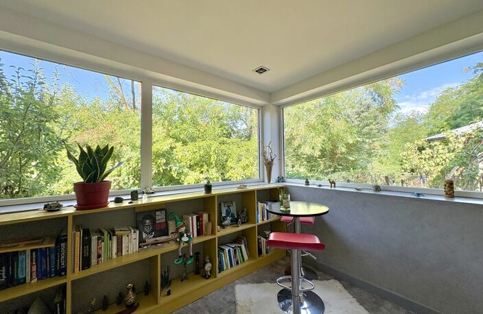Maison de plain-pied avec piscine et annexe dans un écrin de ve — photo 4