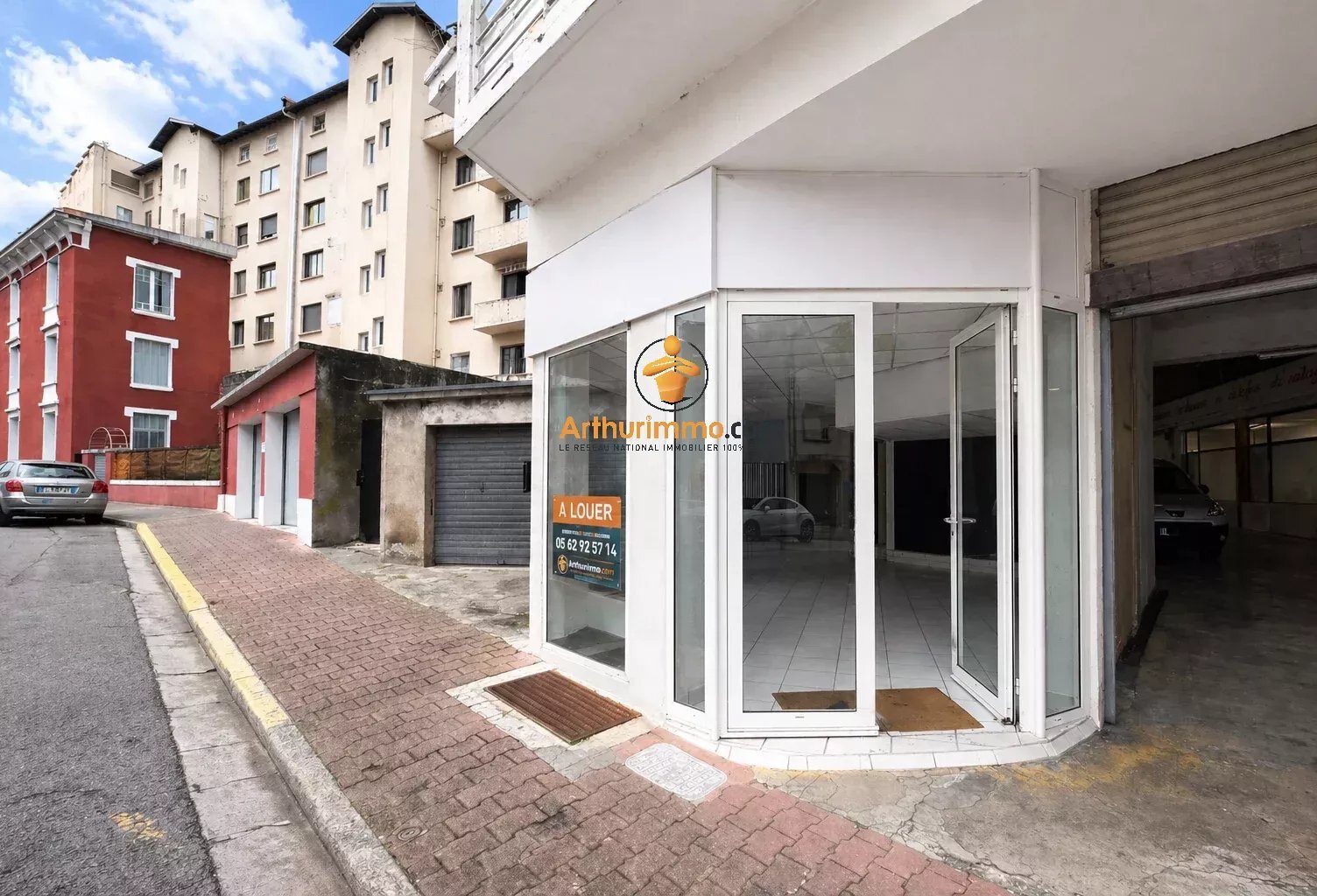 Local commercial – 80 m² – Centre-ville — photo 1