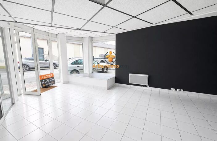 Local commercial – 80 m² – Centre-ville — photo 2