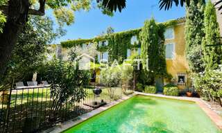 Maison 10 Pièces 300 m² à vendre à Saint-Didier (84210)