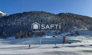 Maison 6 Pièces 150 m² à vendre à Montgenèvre (05100)