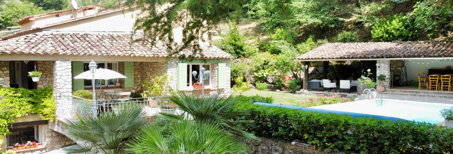 Maison 7 Pièces 276 m² à vendre à Tourrette-Levens (06690)