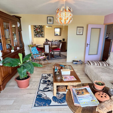 Appartement 4 pièces 217298 €