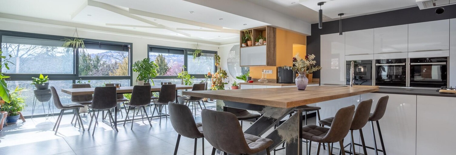 Maison 19 Pièces 480 m² à vendre à La Roche-Blanche (63670)