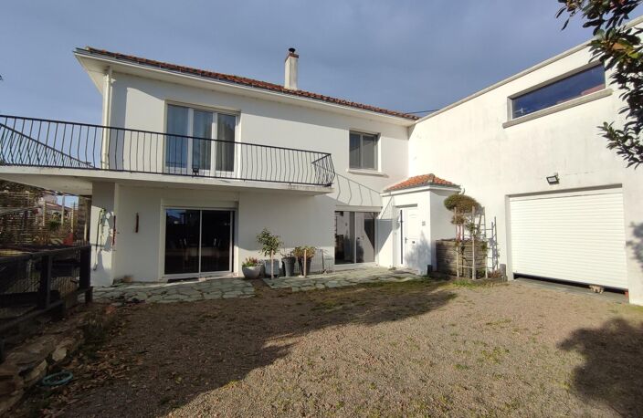 3 chambres, bureau et grand garage sur un terrrain de 635m2 — photo 2