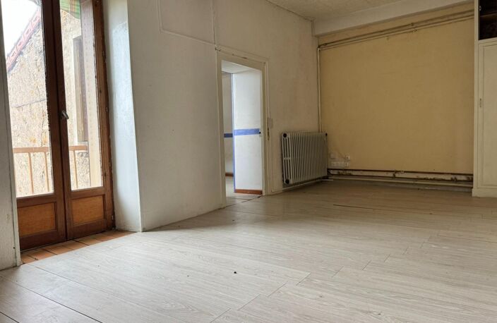 Maison à rénover pleine de charme — photo 5