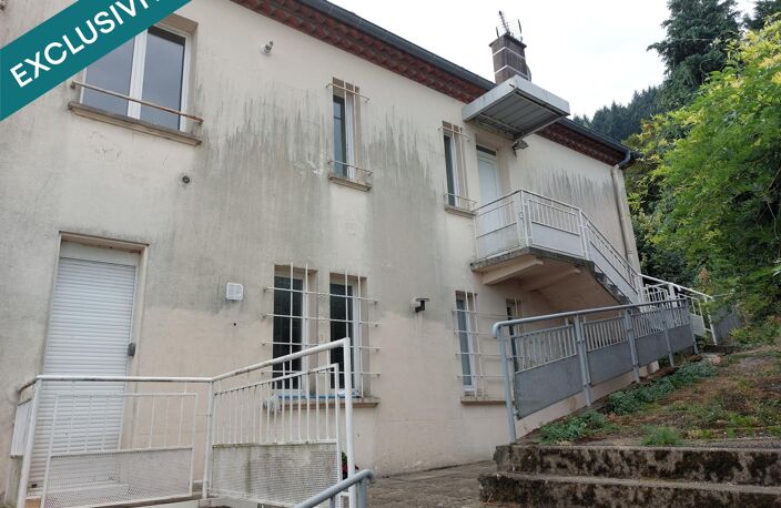 Immeuble comprenant 4 appartements et un garage. — photo 2