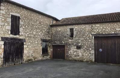 Maison en pierre située au cœur d'un village médiéval renommé. — photo du bien