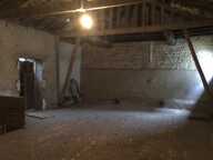Maison en pierre située au cœur d'un village médiéval renommé. — photo 2