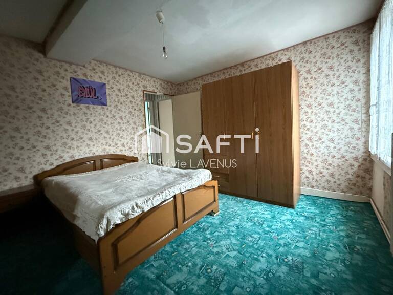 A Belleu 02, idéal investisseur, maison à rénover de 201 m2 avec 6 chambres, sur son terrain de 1593 m2. — photo 1